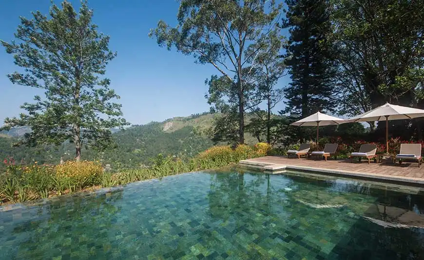 Beautiful pool with mountain view